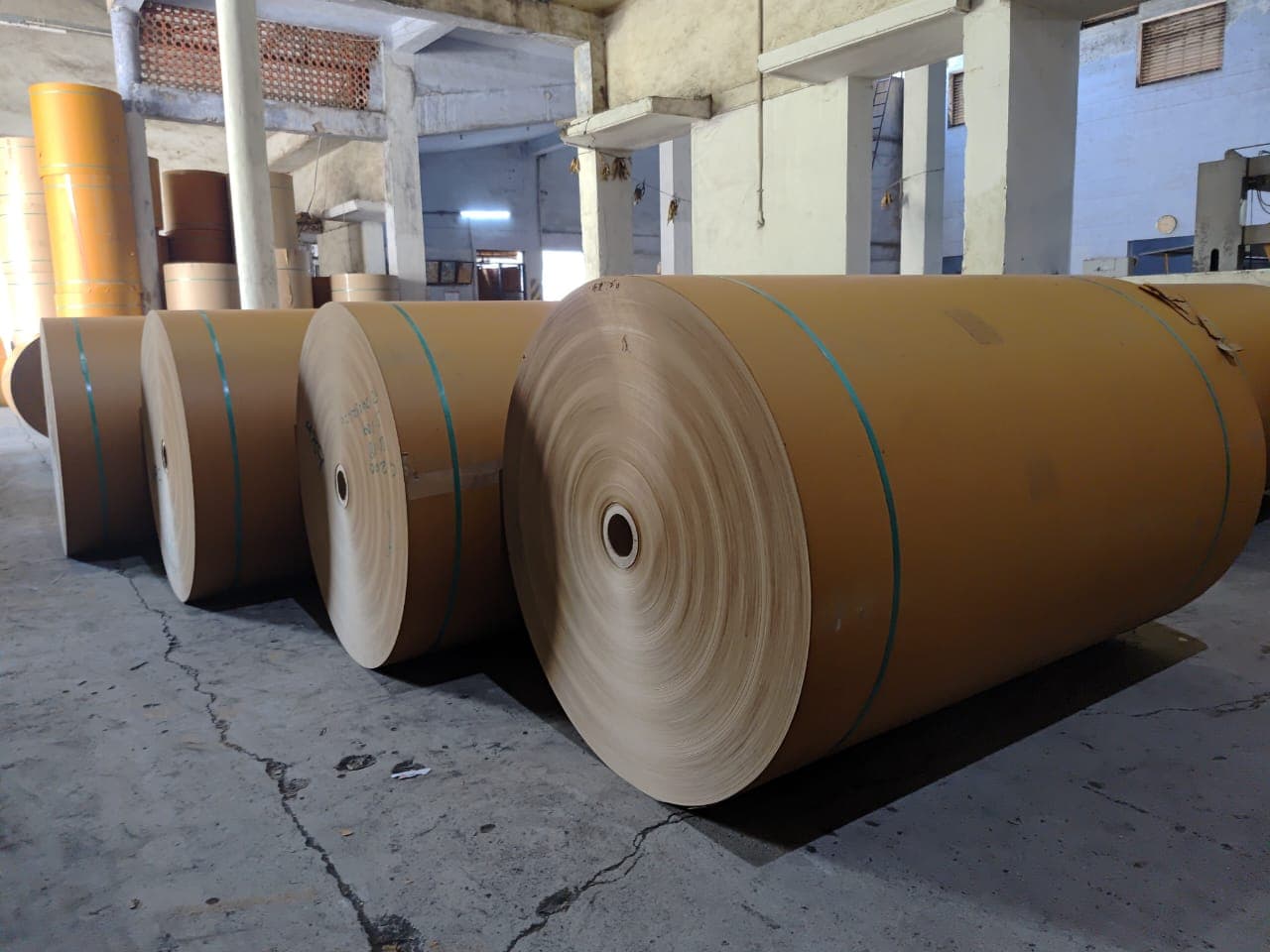 AKSHERA UNIT 1 Paper Roll
